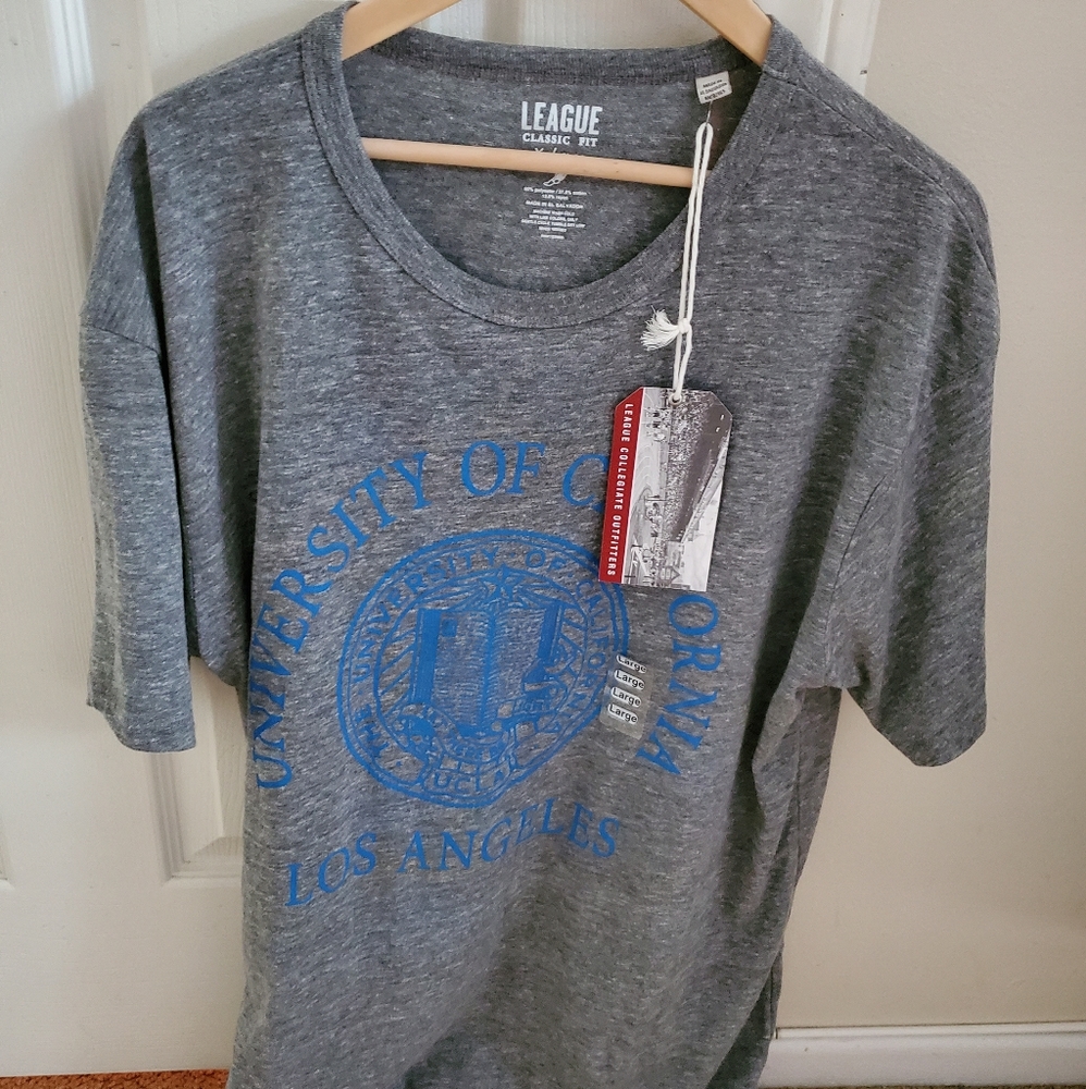 New UCLA Logo Seal T shirt Size XL